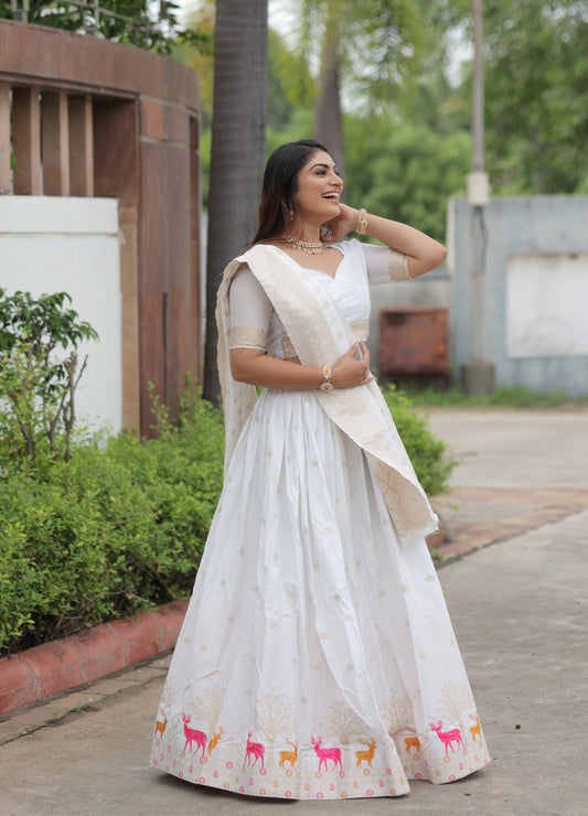 GLOW DEER LEHENGHA SET